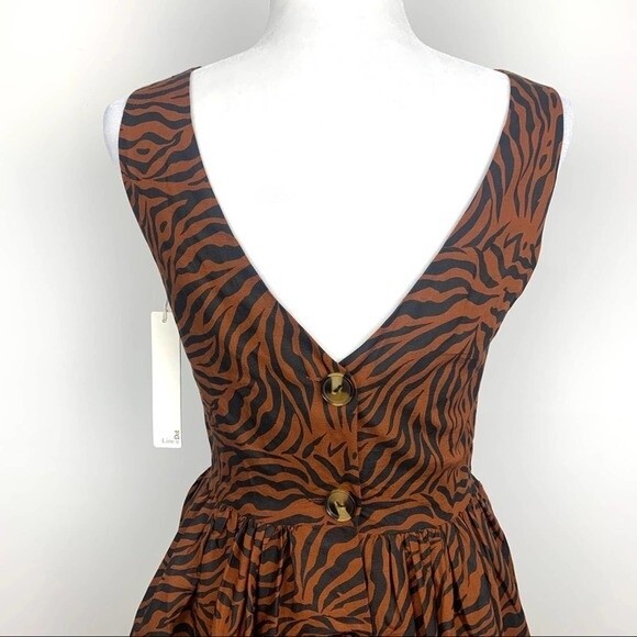 Line & Dot Mini Sleeveless Dress Size XS Tiger Print Button Up Open Back NEW - Picture 10 of 12